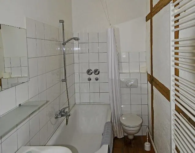 Gutshaus Thorstorf Gross Schwansee *